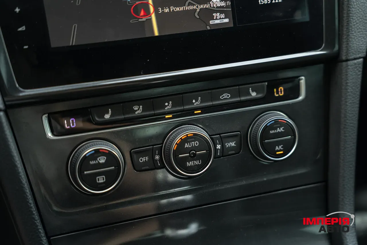 Volkswagen Golf - фото 37