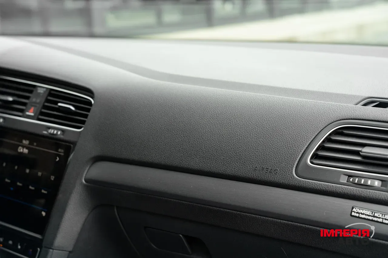 Volkswagen Golf - фото 40