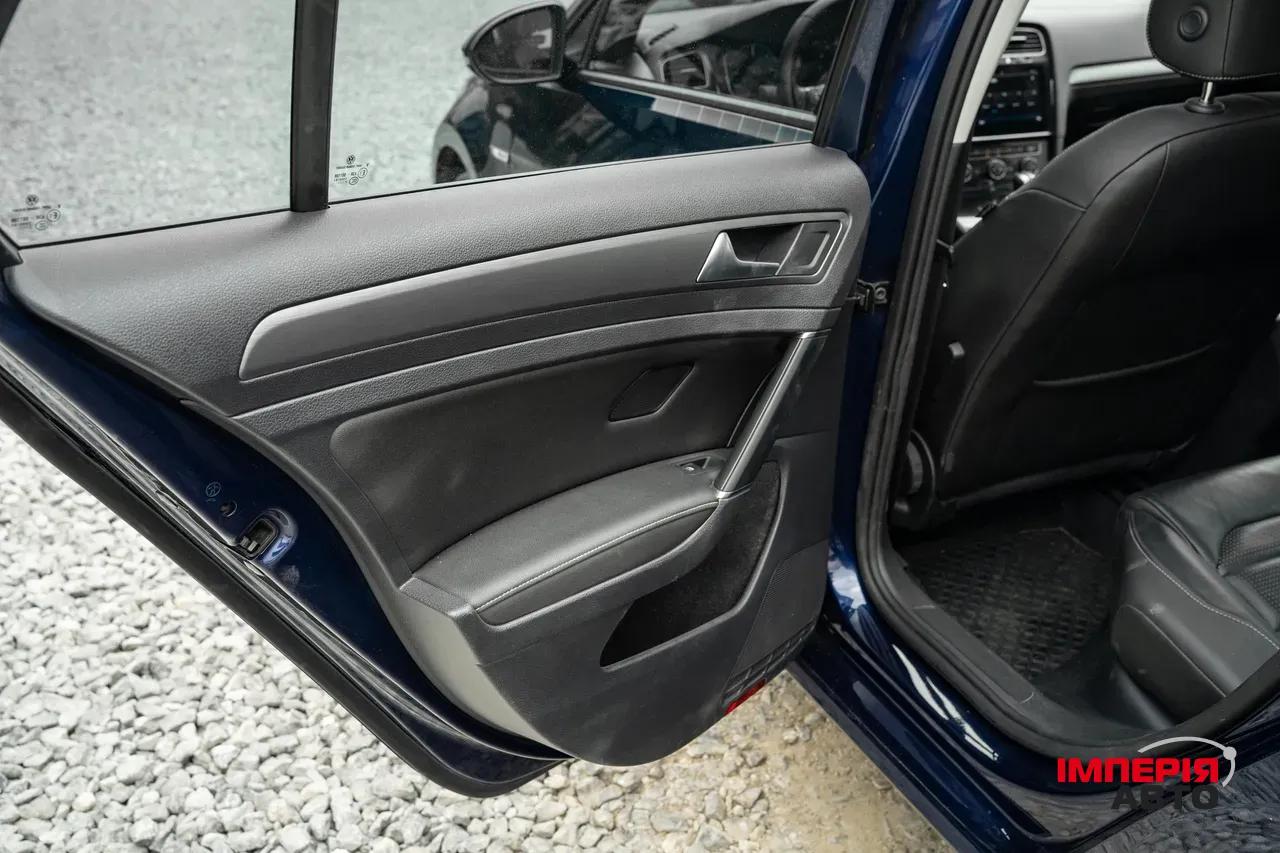 Volkswagen Golf - фото 47