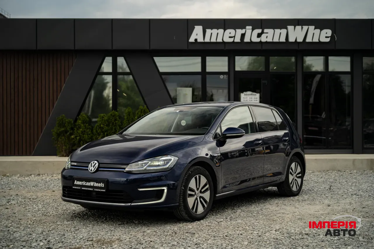 Volkswagen Golf - фото 1