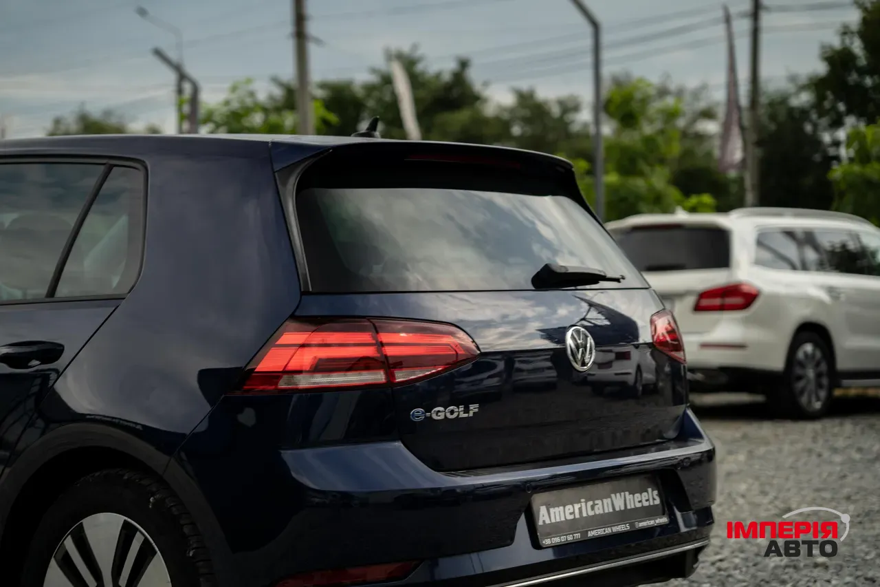 Volkswagen Golf - фото 9