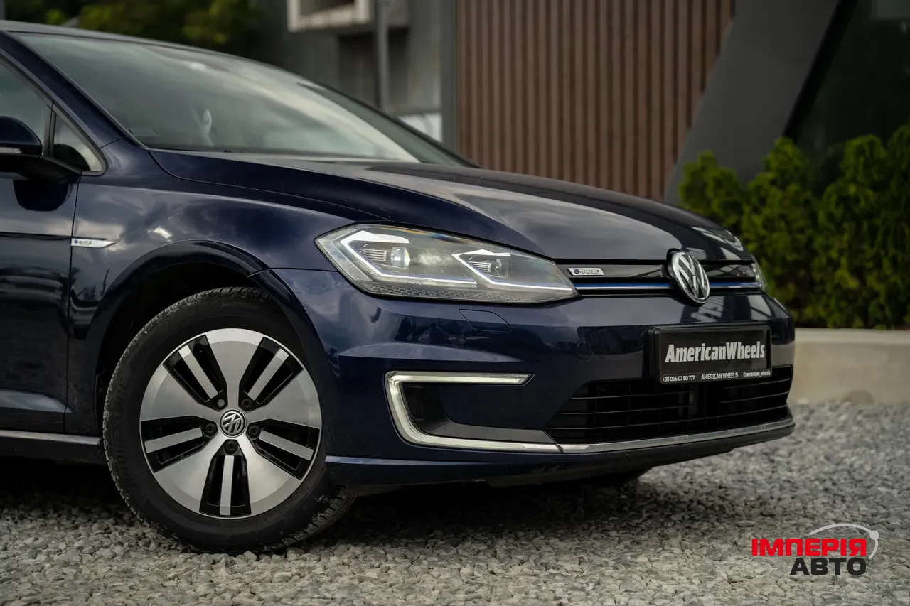 Volkswagen Golf - фото 17
