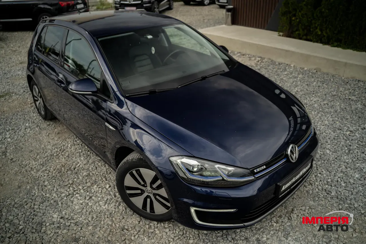 Volkswagen Golf - фото 12