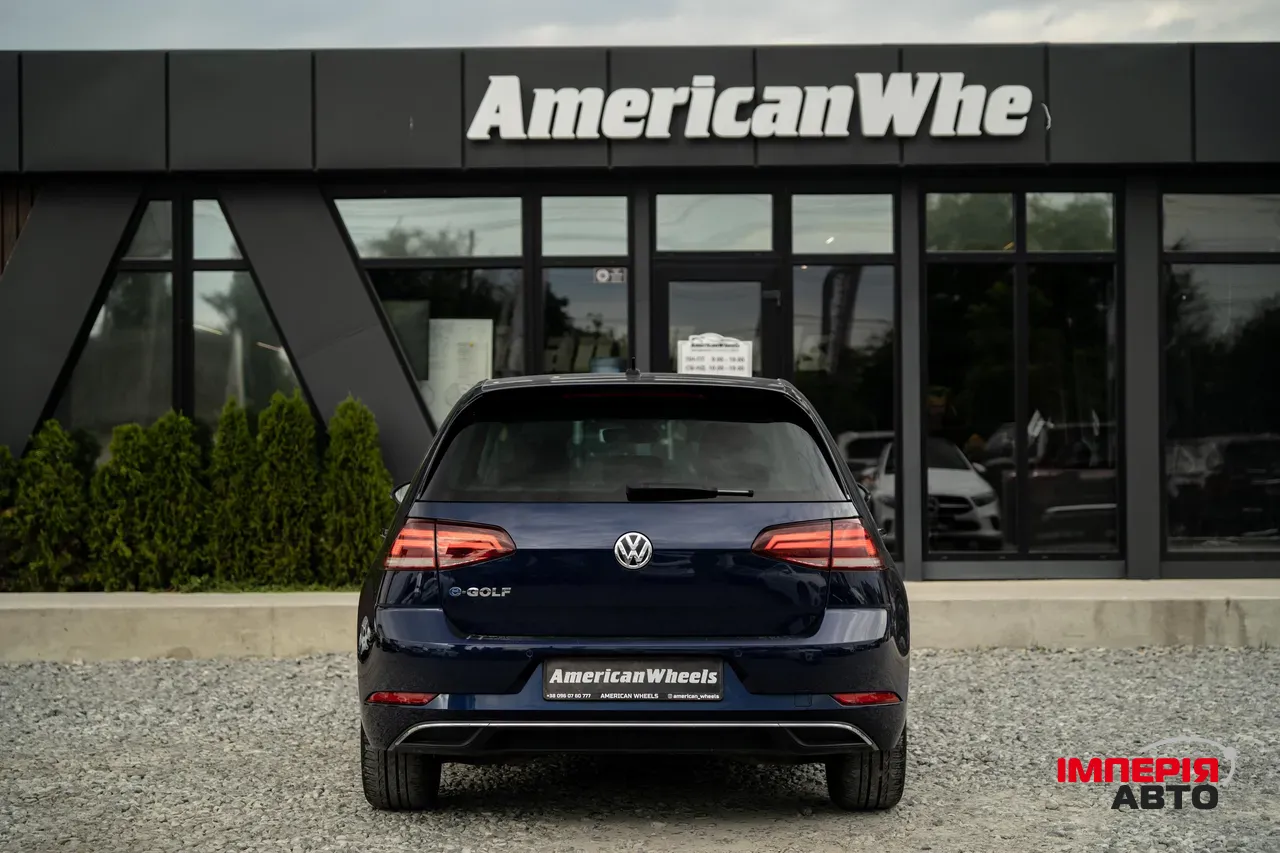 Volkswagen Golf - фото 6