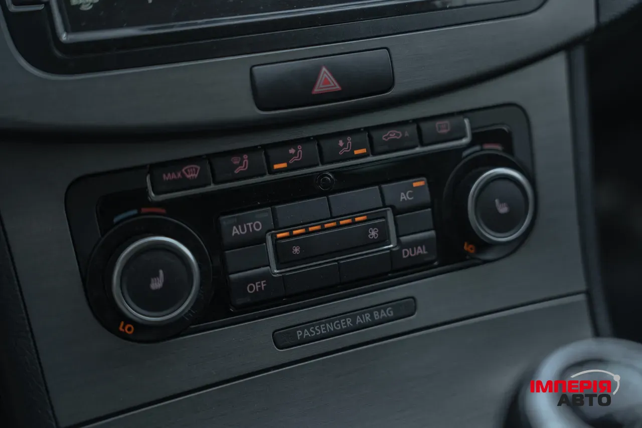 Volkswagen Passat - фото 22