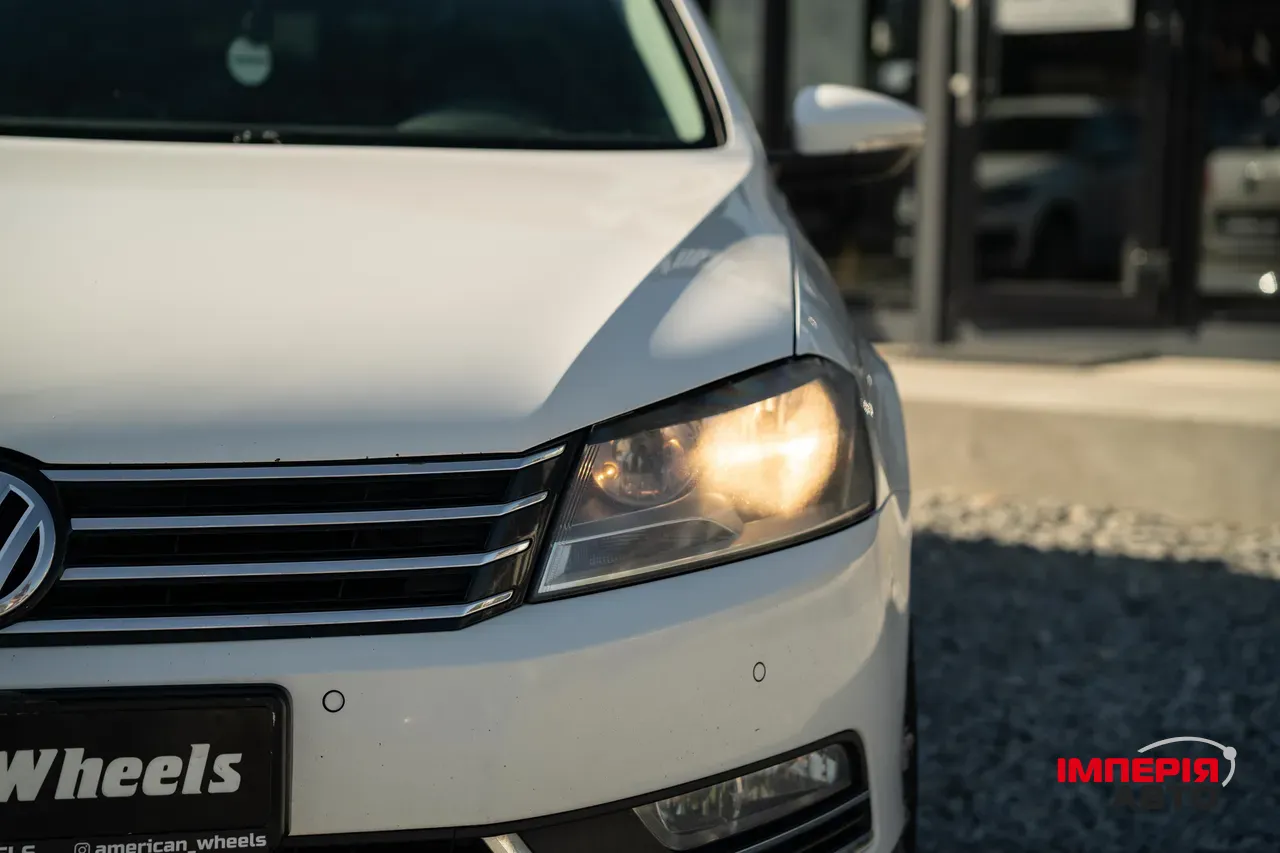 Volkswagen Passat - фото 10