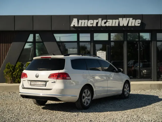 Volkswagen Passat - фото 5