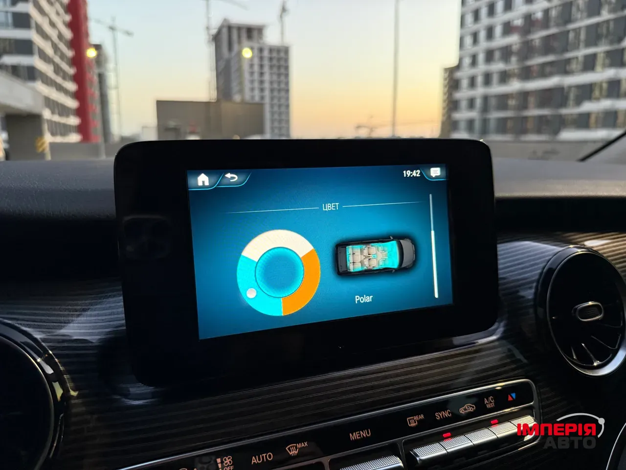 Mercedes-Benz V-Класс - фото 52