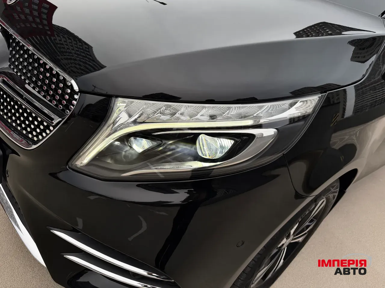 Mercedes-Benz V-Класс - фото 19