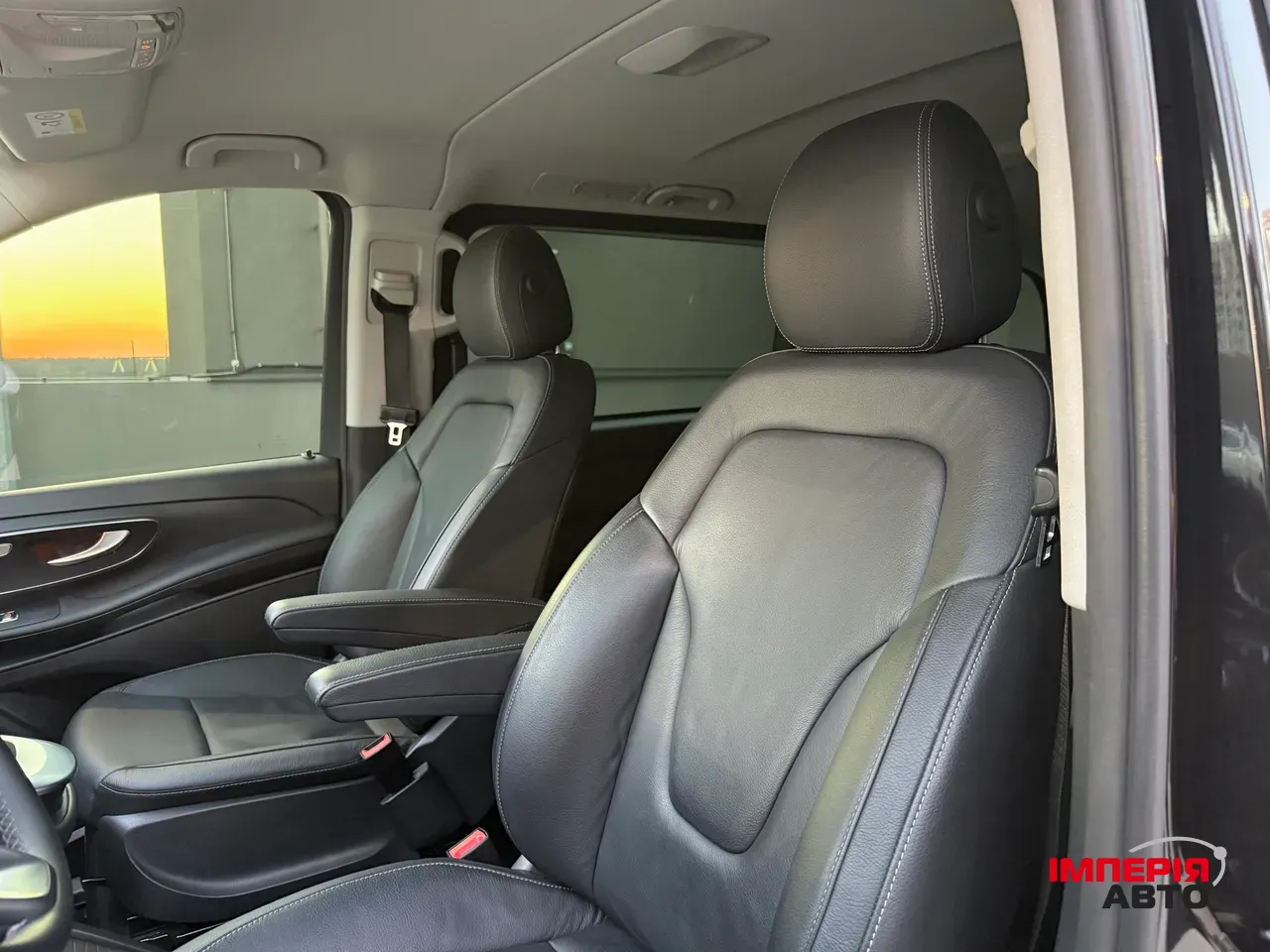 Mercedes-Benz V-Класс - фото 28