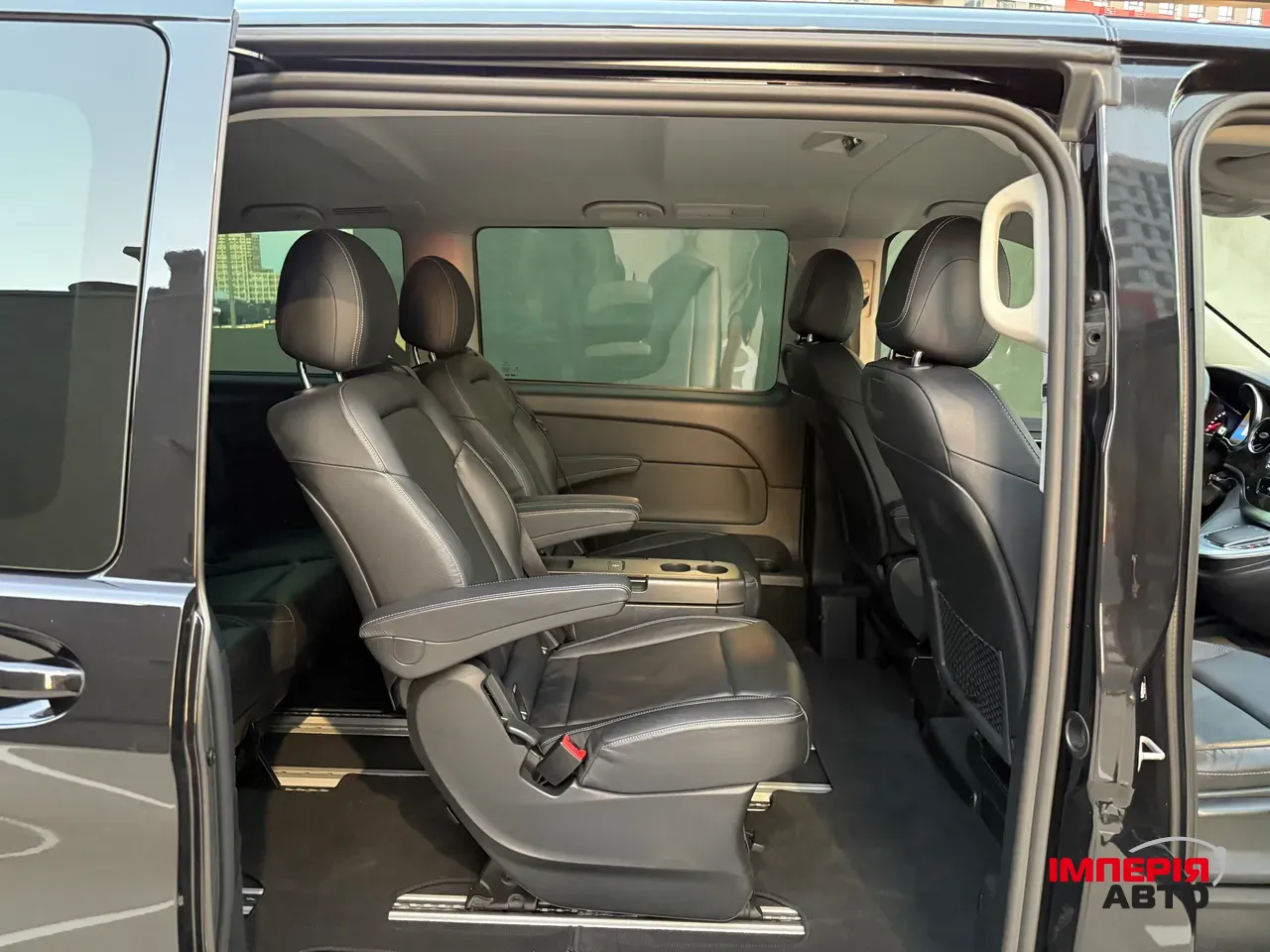 Mercedes-Benz V-Класс - фото 40