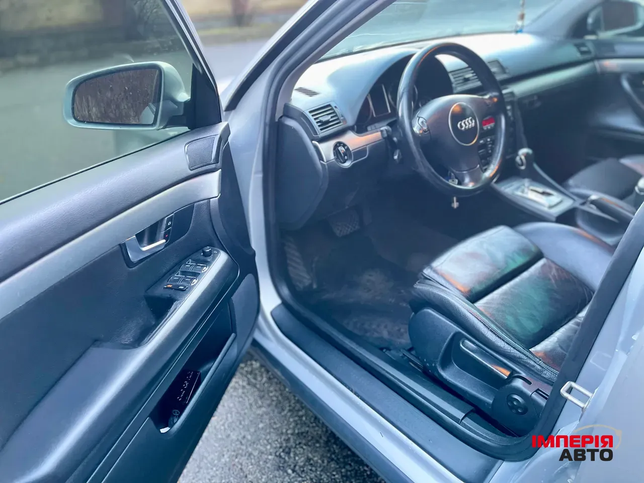 Audi A4 - фото 6