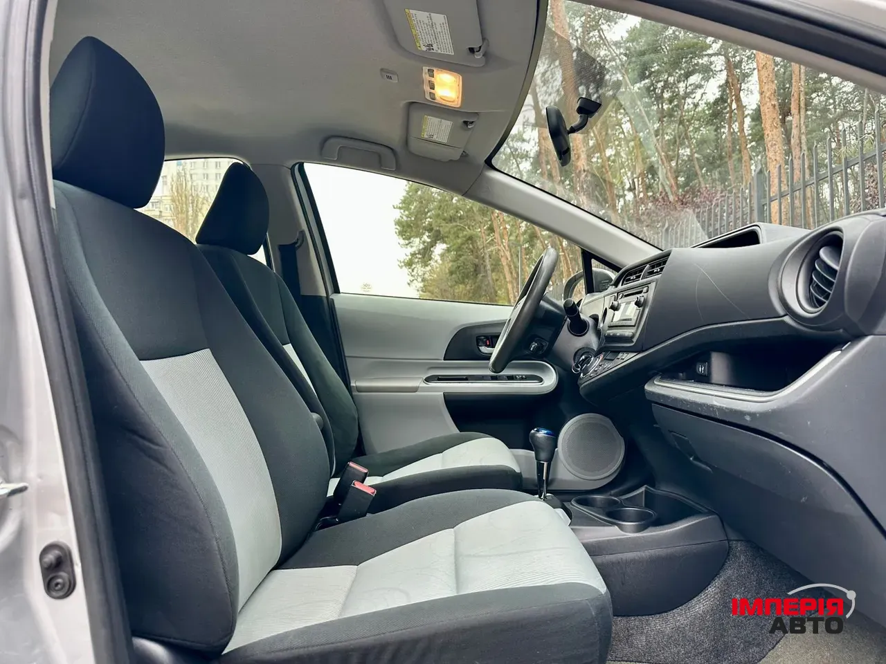 Toyota Prius c - фото 27
