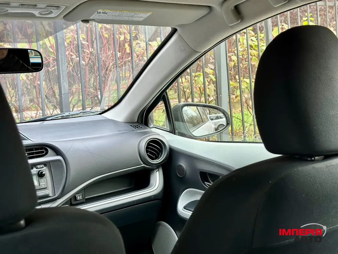 Toyota Prius c - фото 31