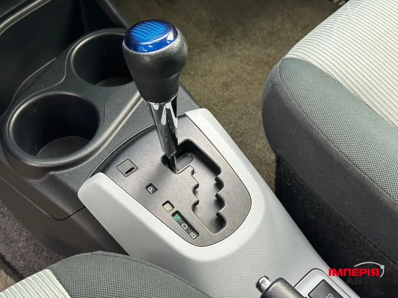 Toyota Prius c - фото 36