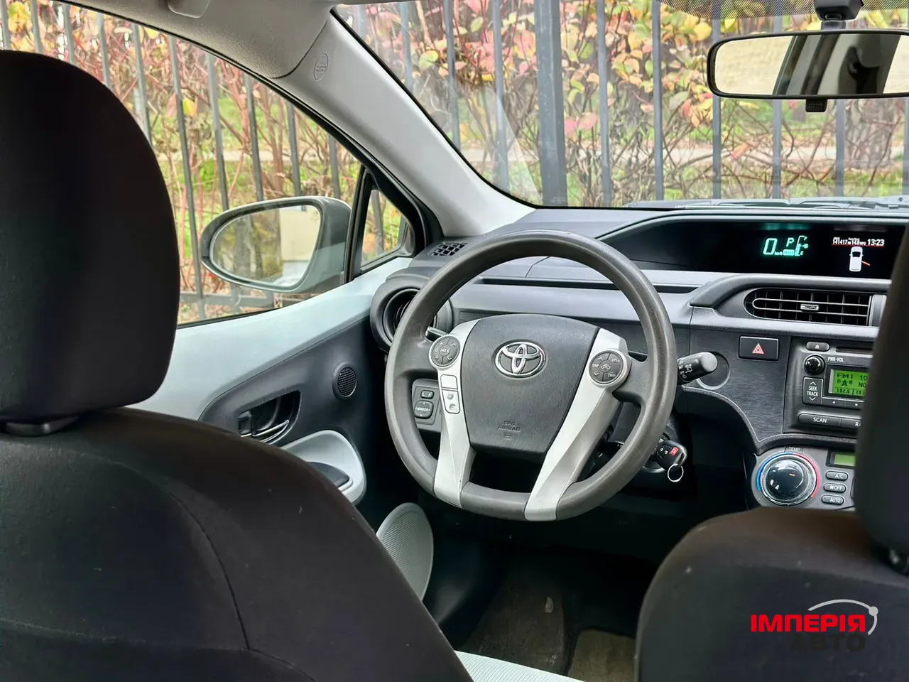 Toyota Prius c - фото 30