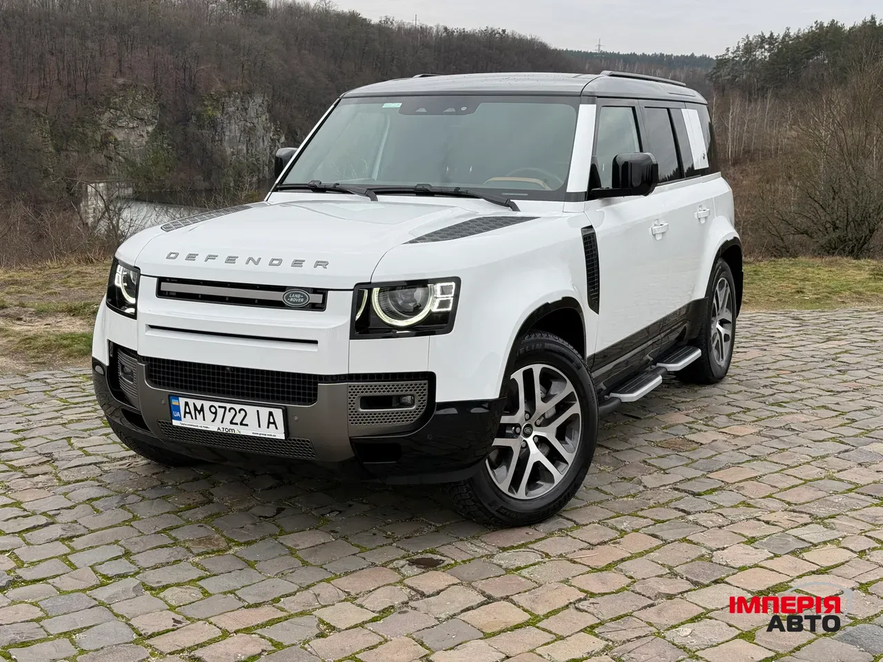 Land Rover Defender - фото 1