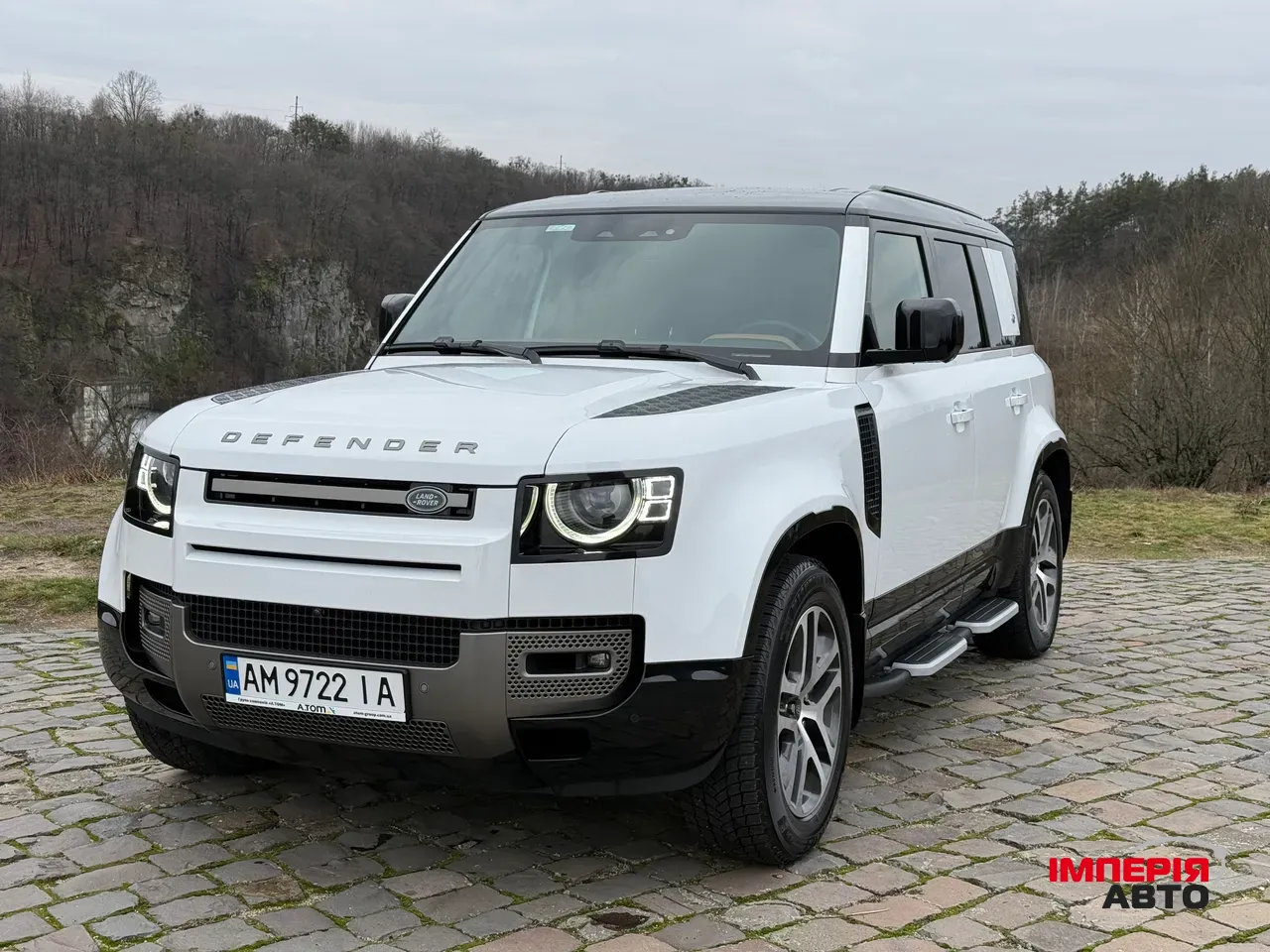 Land Rover Defender - фото 16