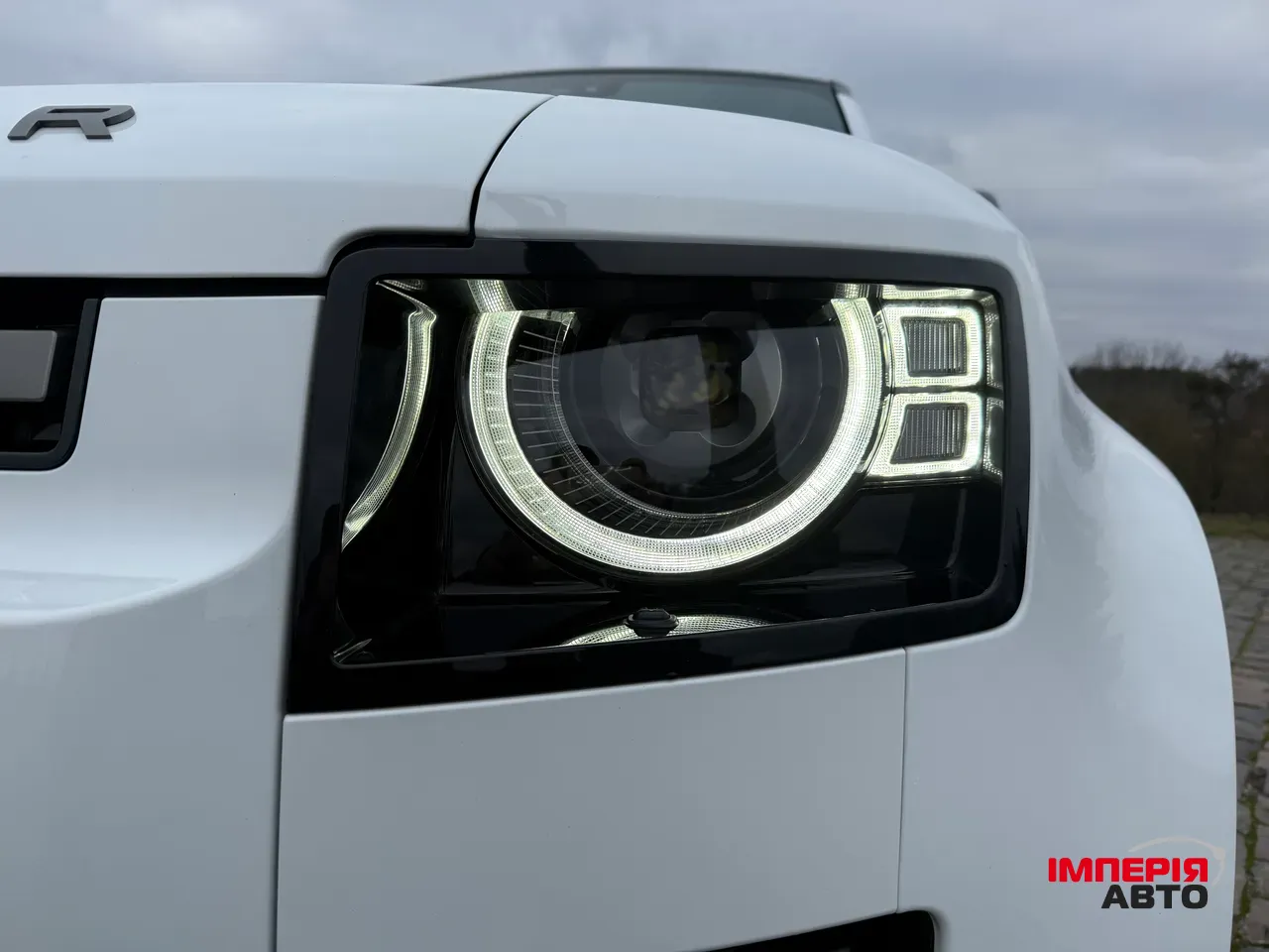 Land Rover Defender - фото 19