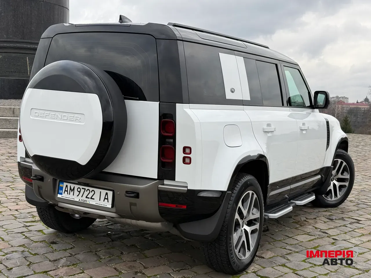 Land Rover Defender - фото 13