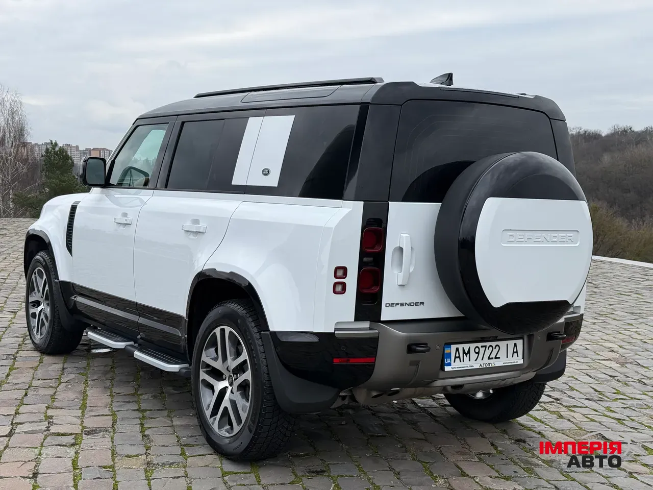 Land Rover Defender - фото 8