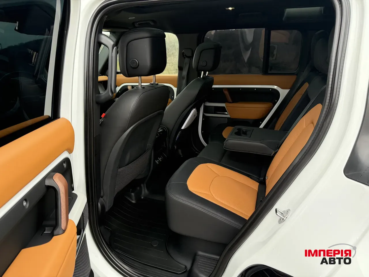 Land Rover Defender - фото 32