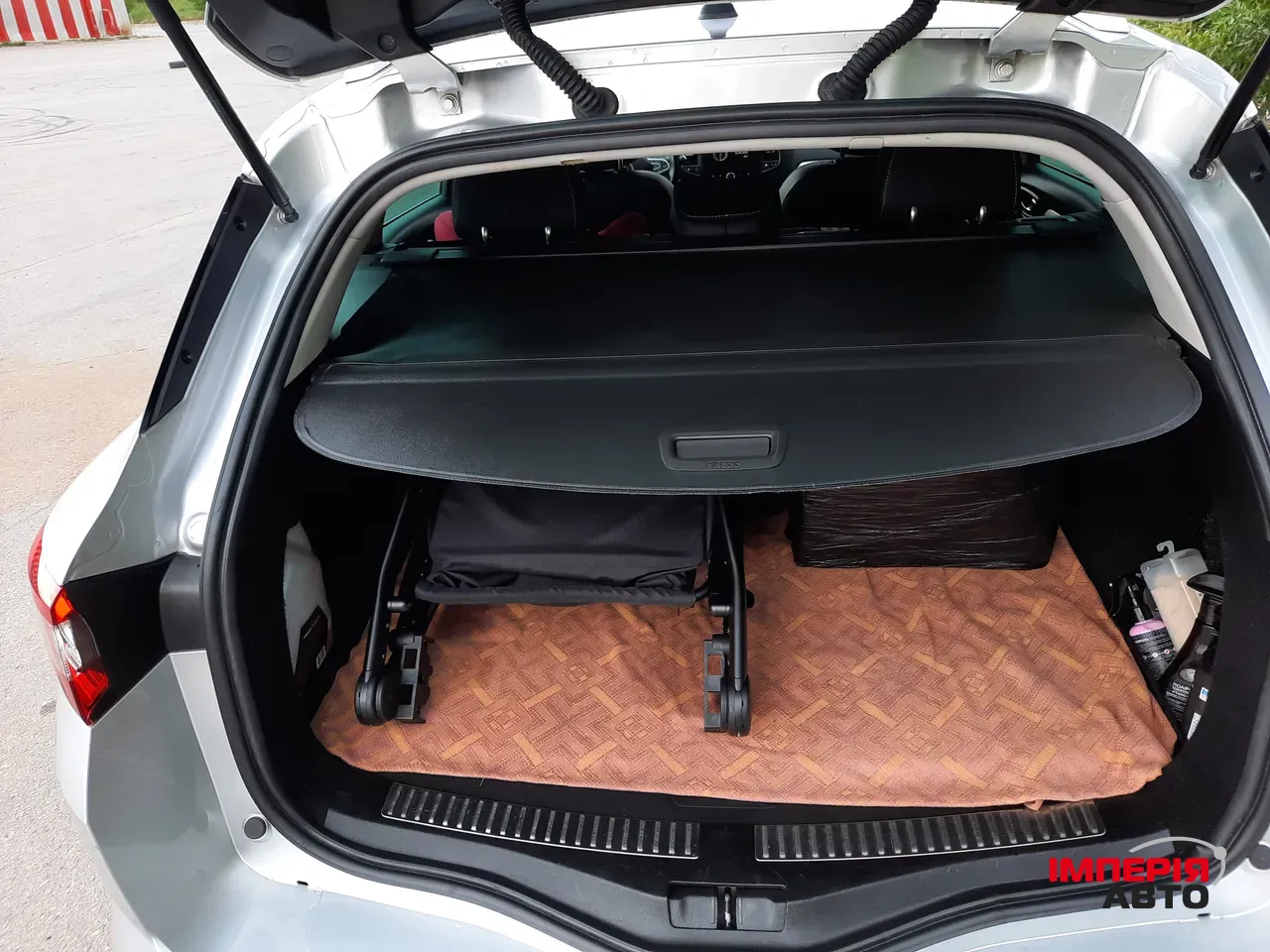 Renault Megane - фото 12