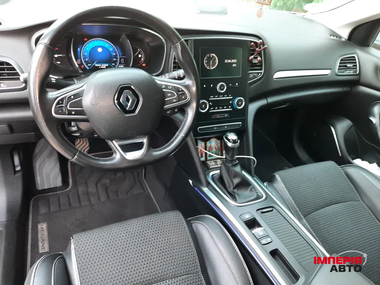 Renault Megane - фото 15