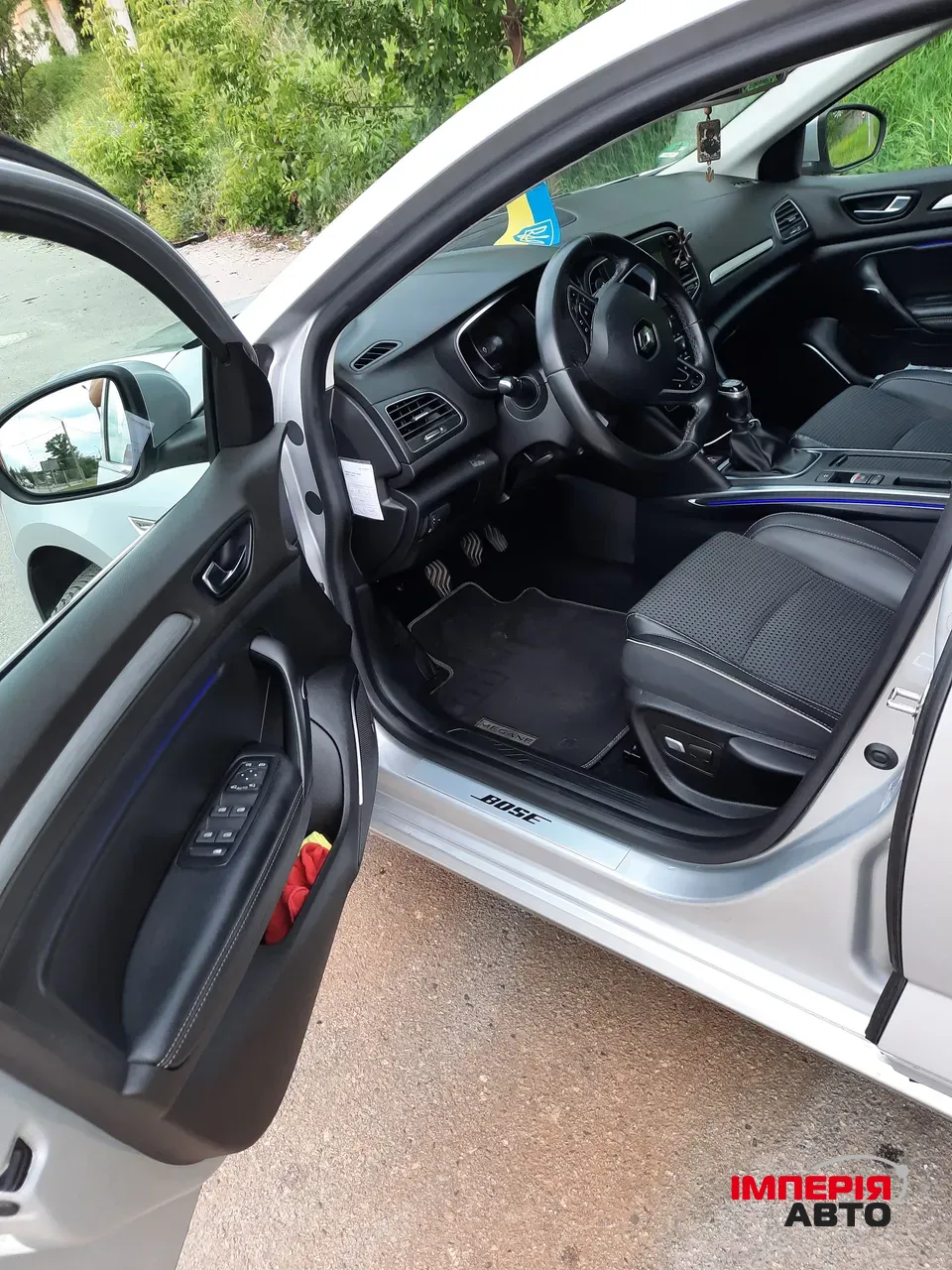 Renault Megane - фото 17