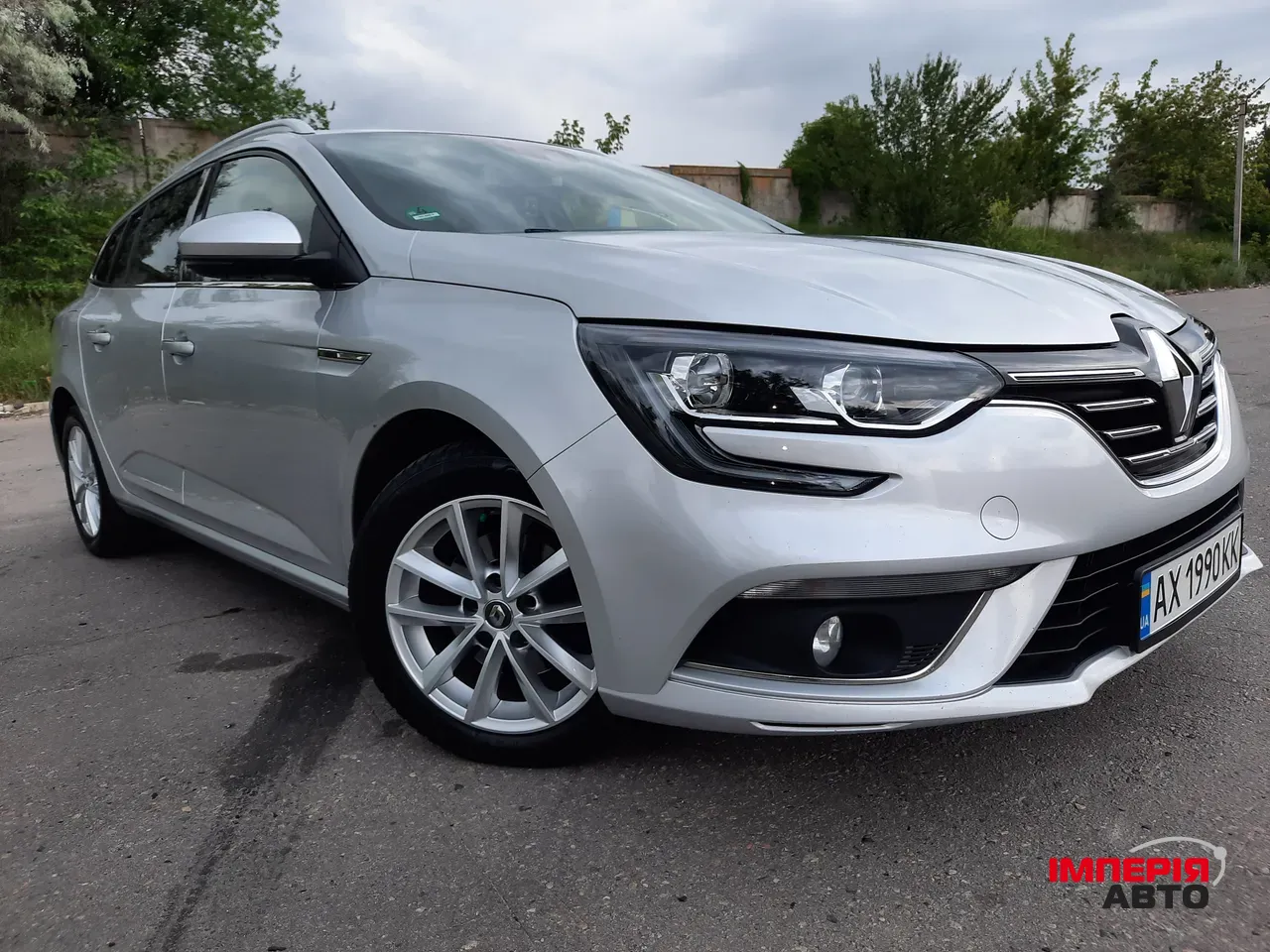 Renault Megane - фото 1