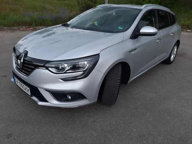 Renault Megane - фото 4