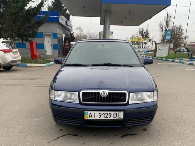 Skoda Octavia - фото 1
