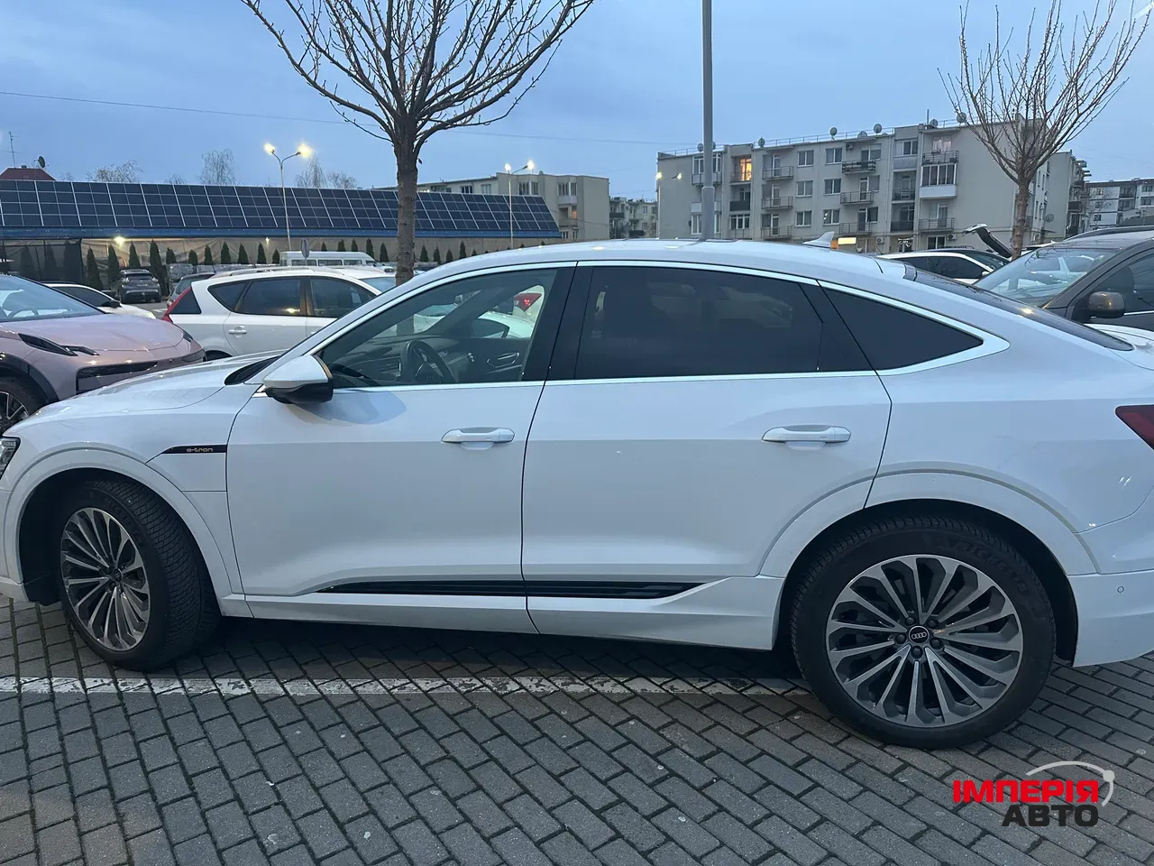 Audi e-tron S Sportback - фото 1