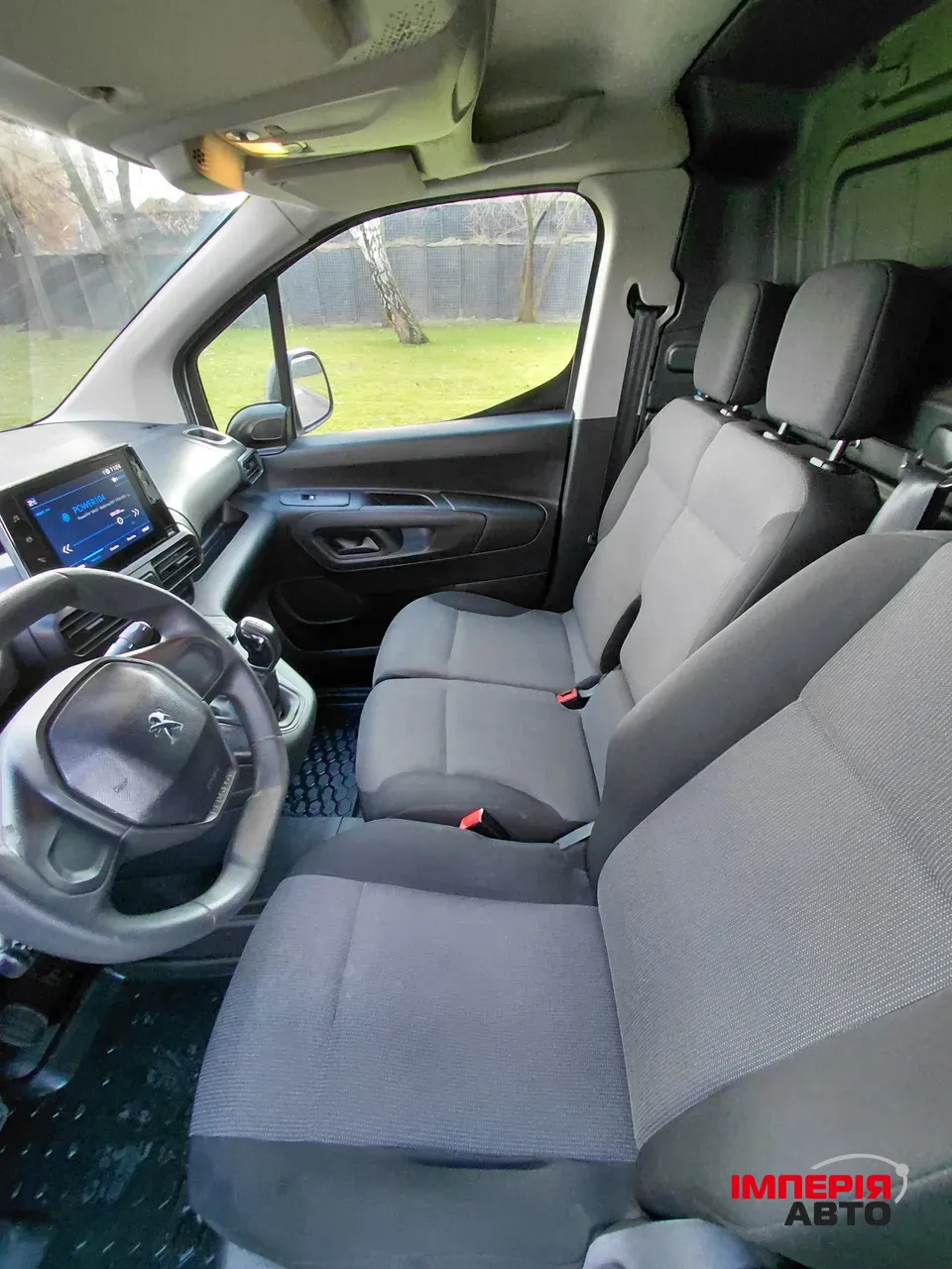 Peugeot Partner - фото 7