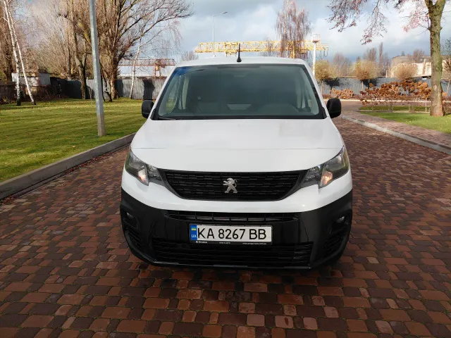 Peugeot Partner - фото 1