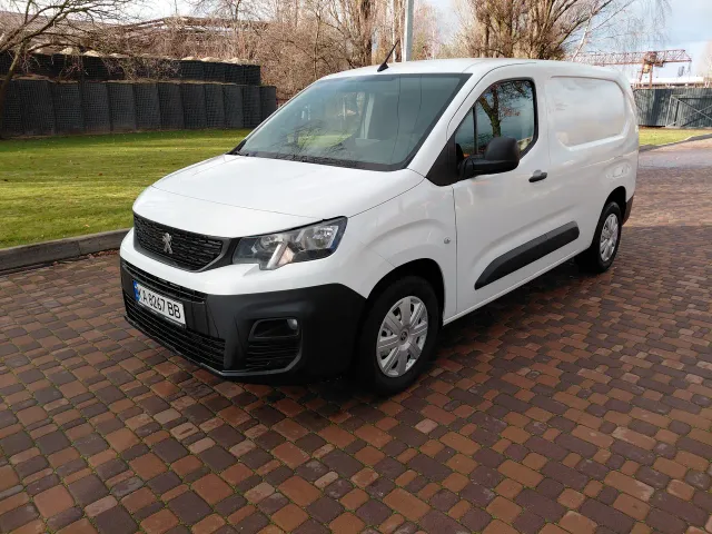 Peugeot Partner - фото 2