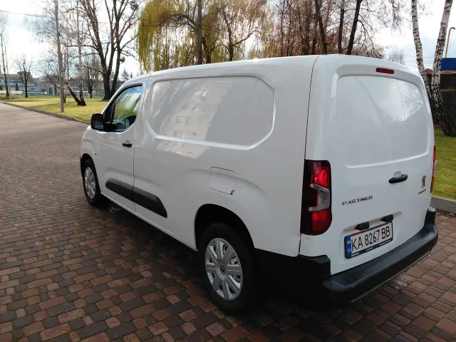 Peugeot Partner - фото 5