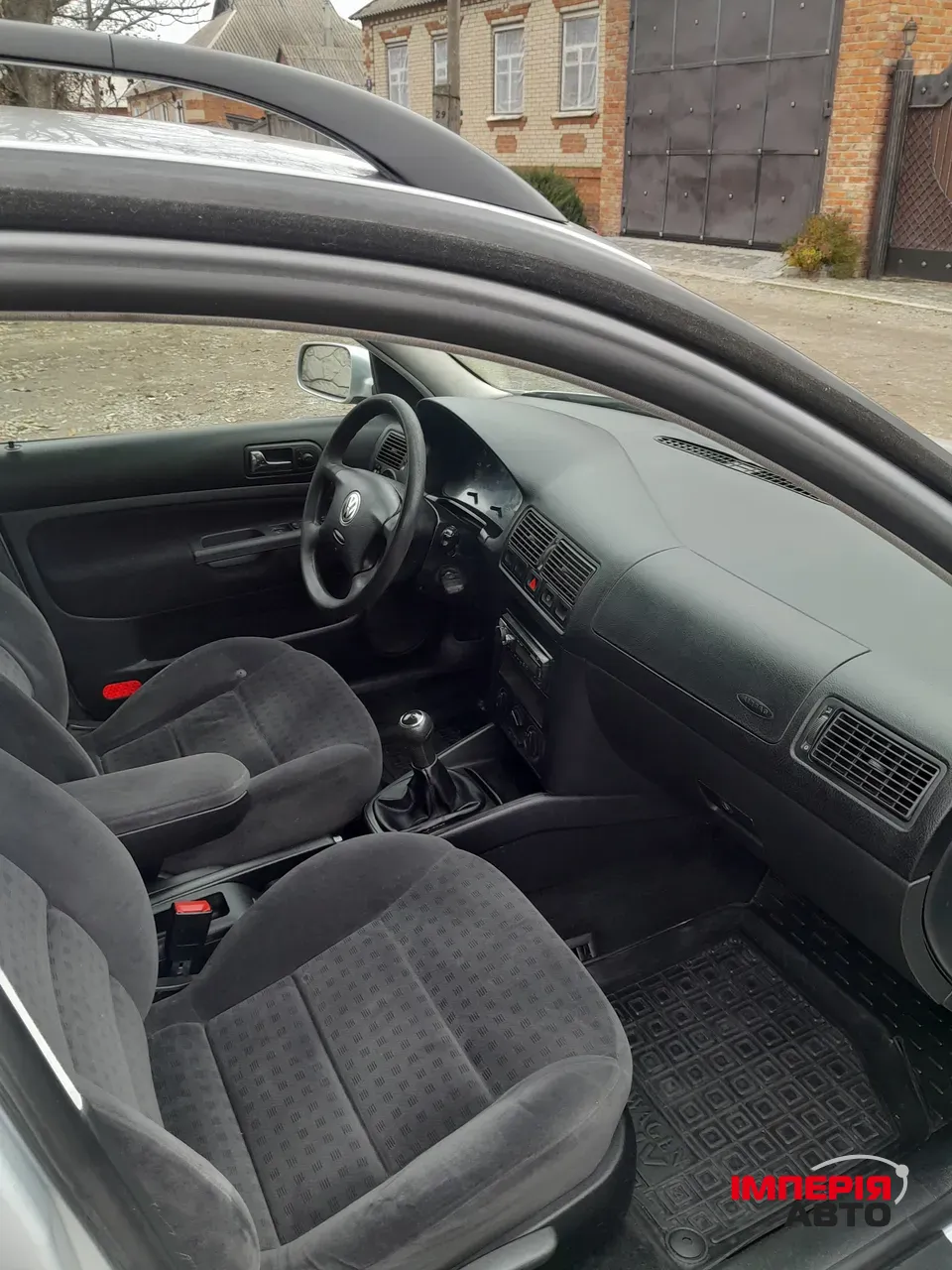 Volkswagen Golf - фото 10