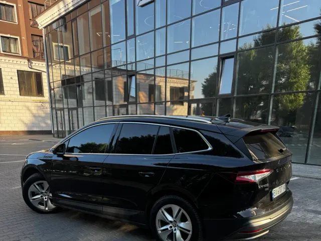 Skoda Enyaq - фото 4