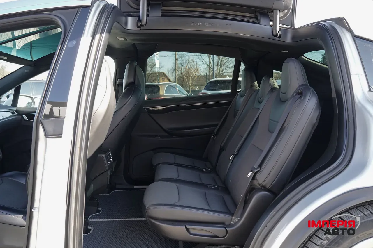 Tesla Model X - фото 26