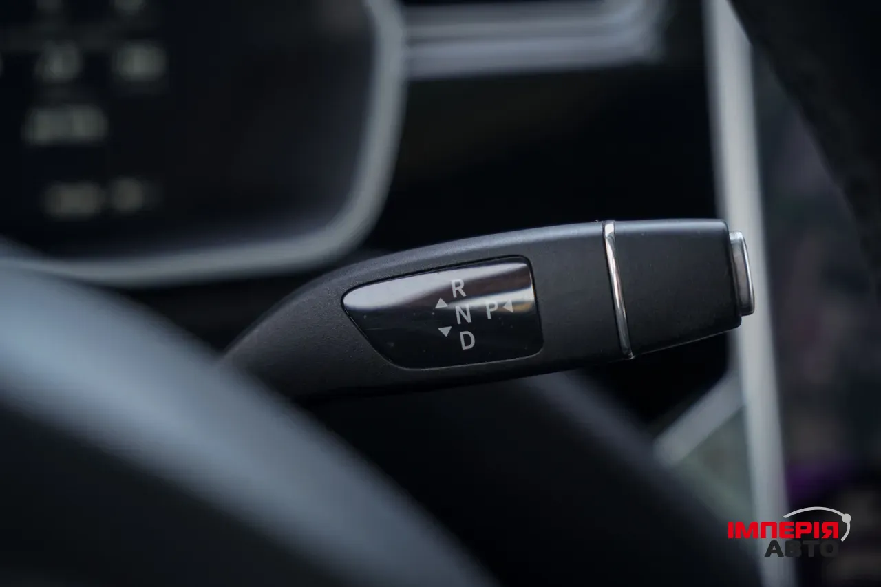 Tesla Model X - фото 21