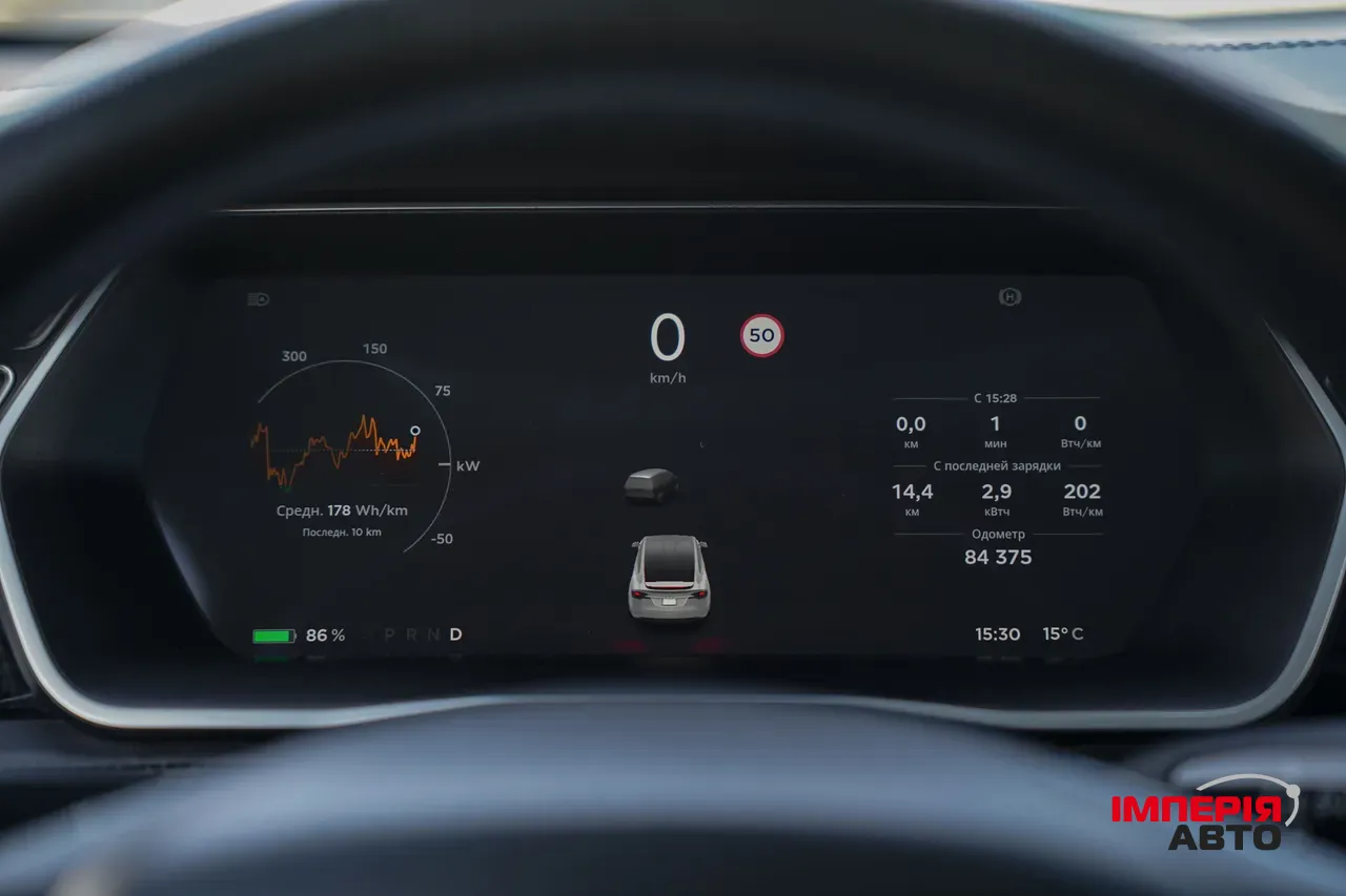 Tesla Model X - фото 18