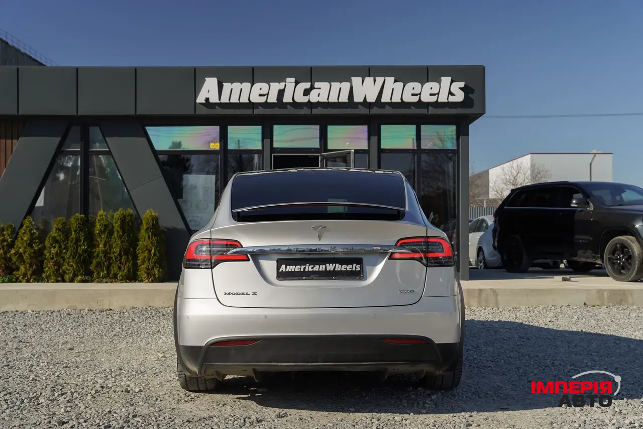 Tesla Model X - фото 7