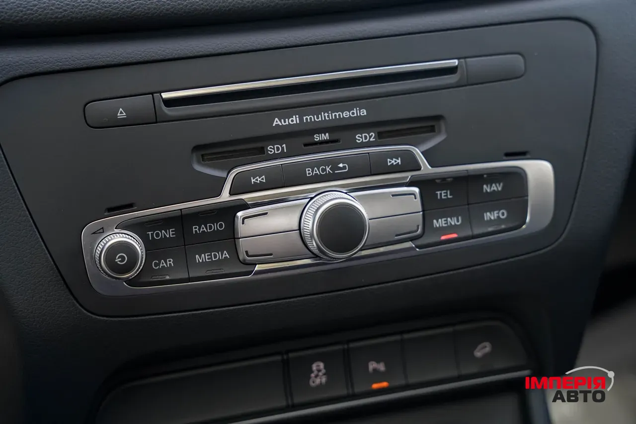 Audi Q3 - фото 26