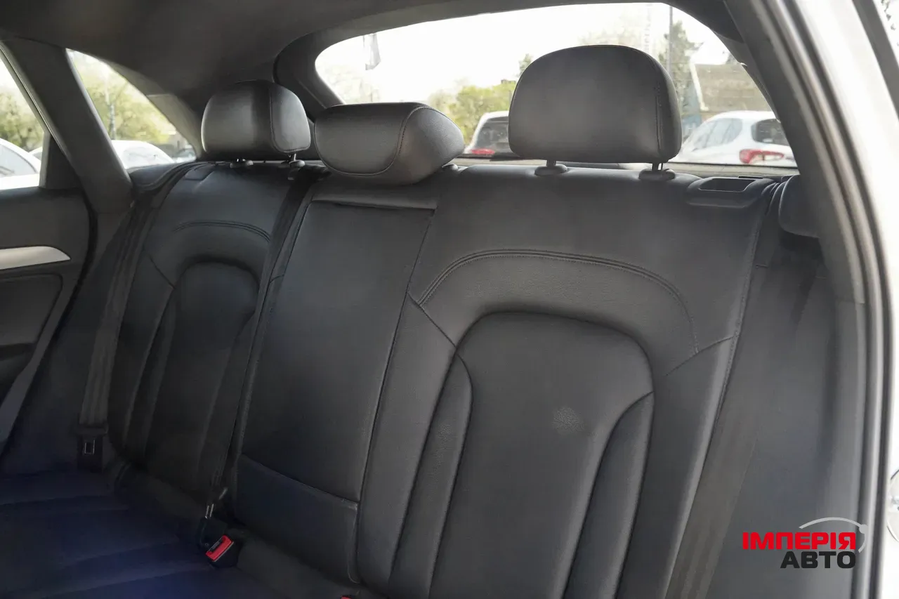 Audi Q3 - фото 32
