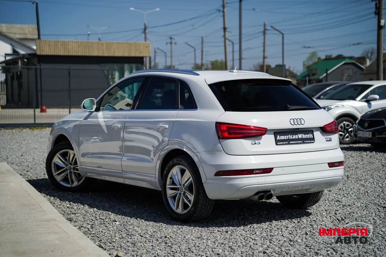 Audi Q3 - фото 7