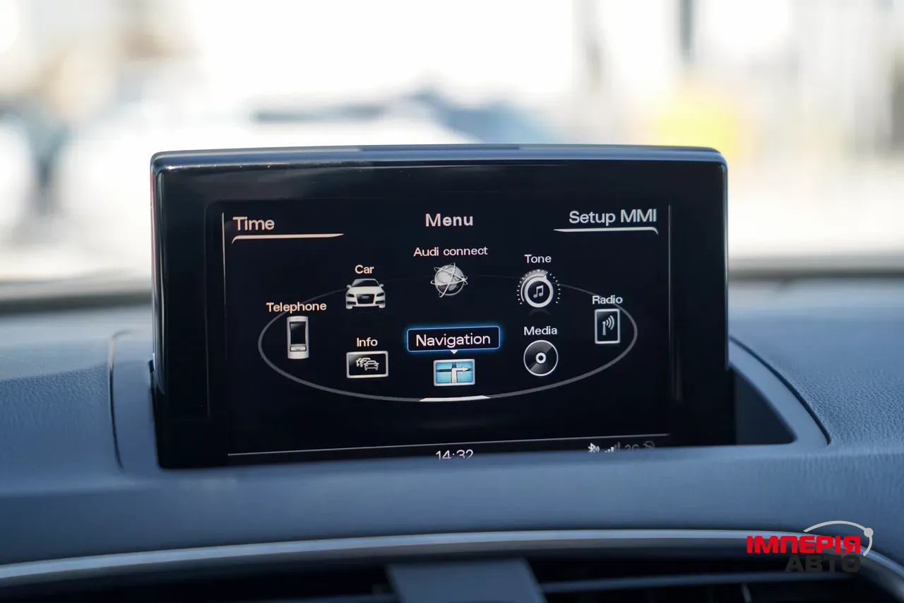 Audi Q3 - фото 25