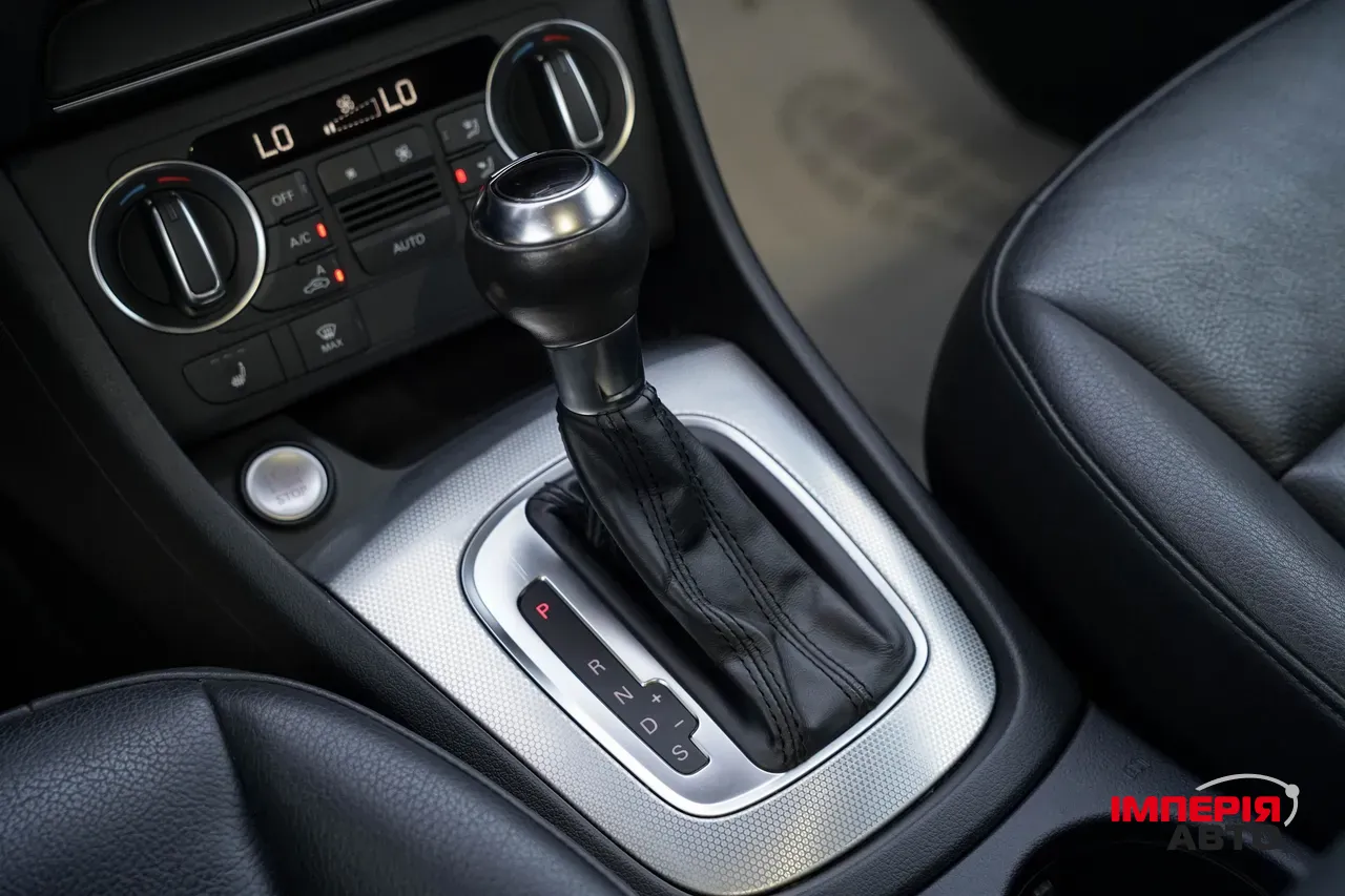 Audi Q3 - фото 28