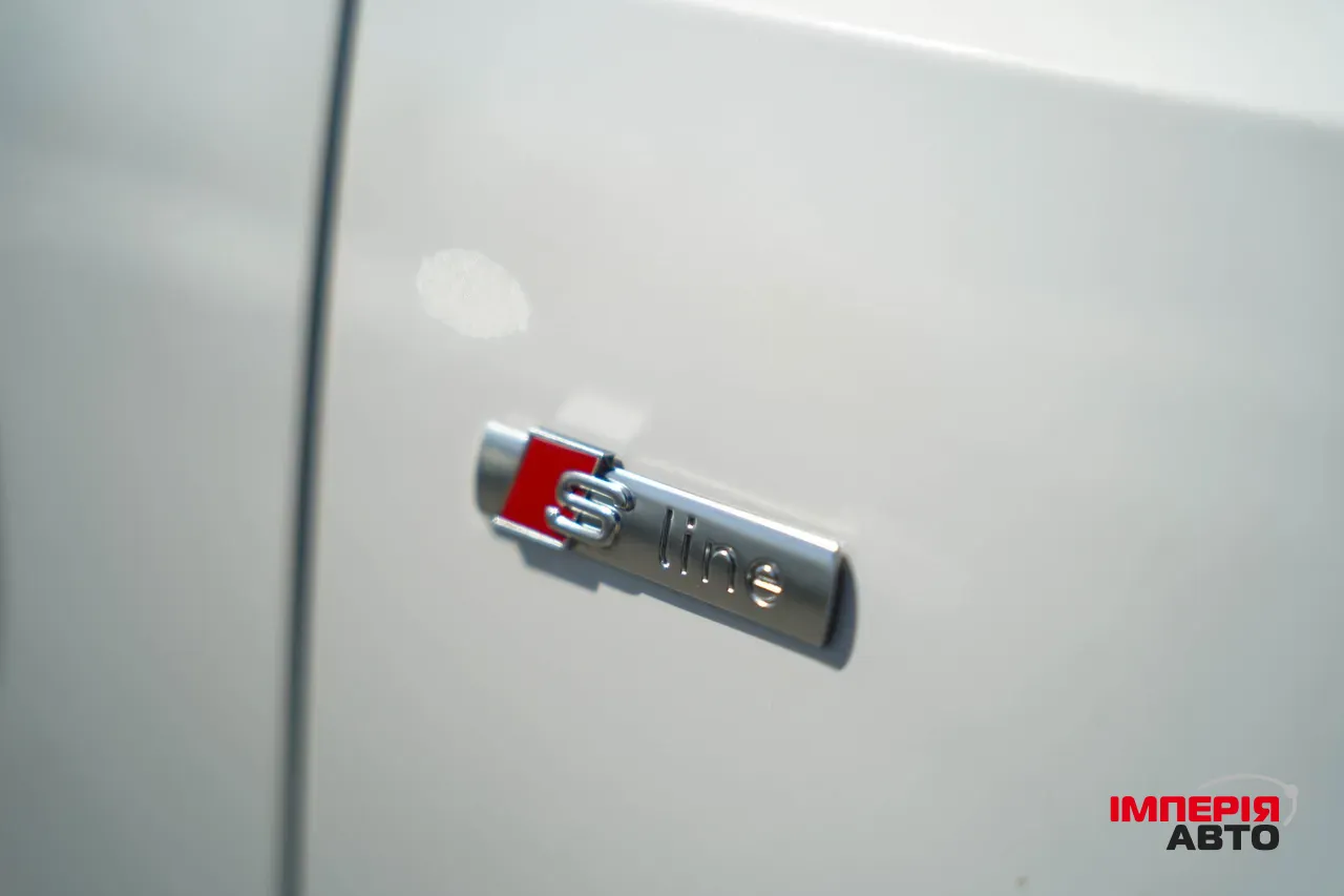 Audi Q3 - фото 14