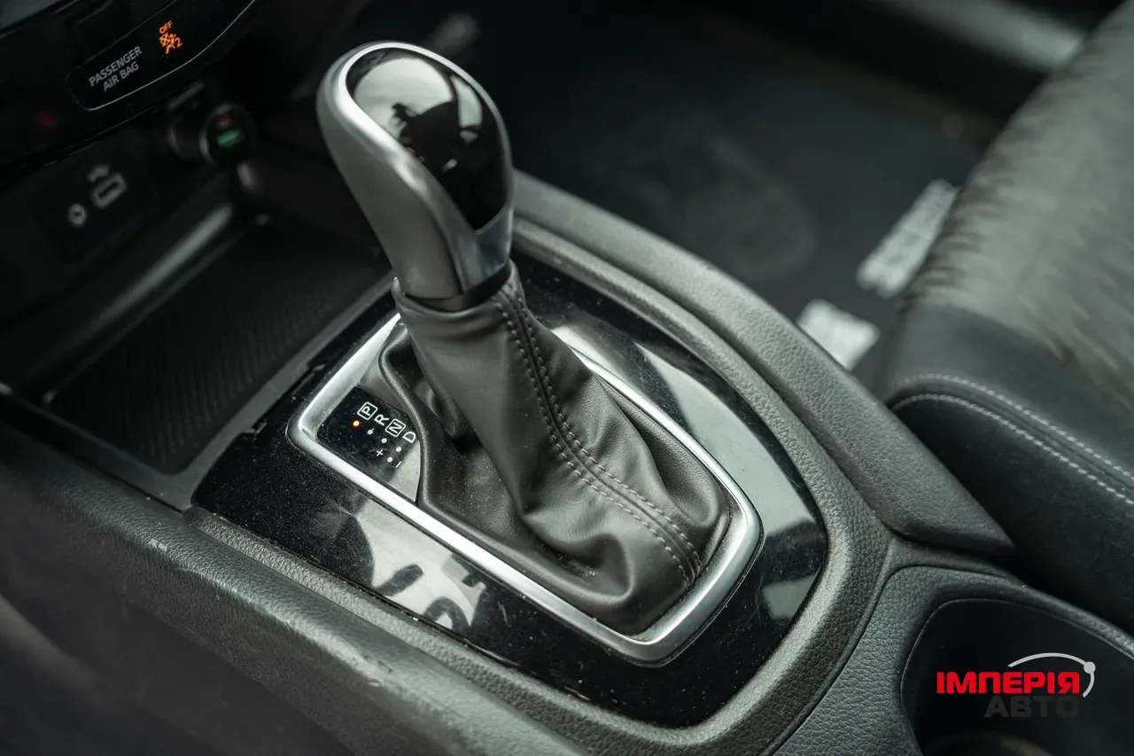 Nissan Rogue - фото 14